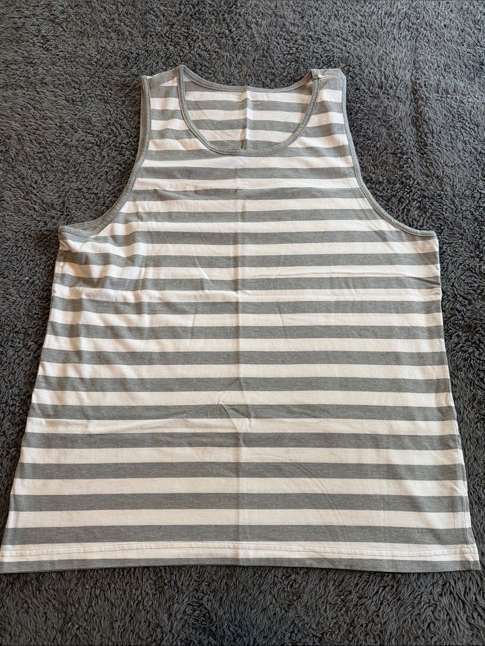 Amazon Essentials Striped Slim Tank Top - Gray & White